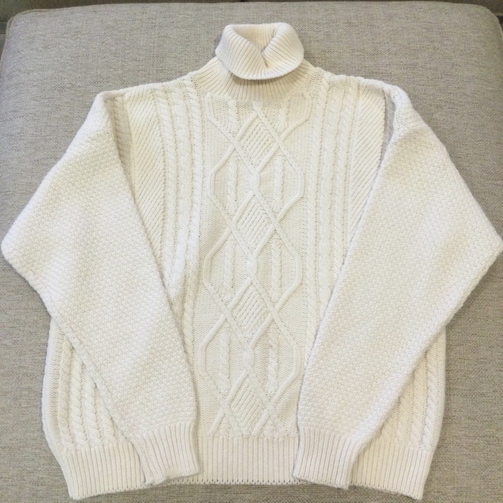 Turtleneck Cable-Knit Women's Sweater - Cream